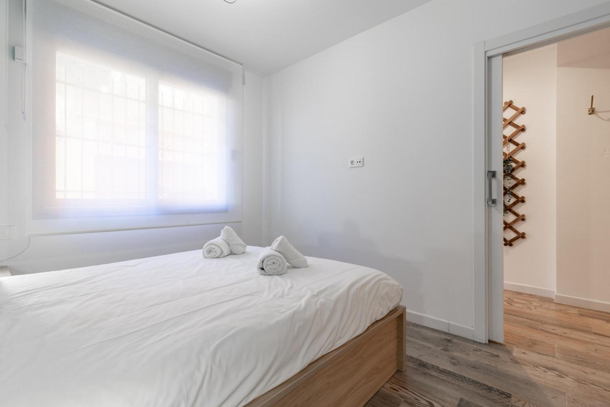 Apartup Ruzafa Vertical Valencia Exterior photo