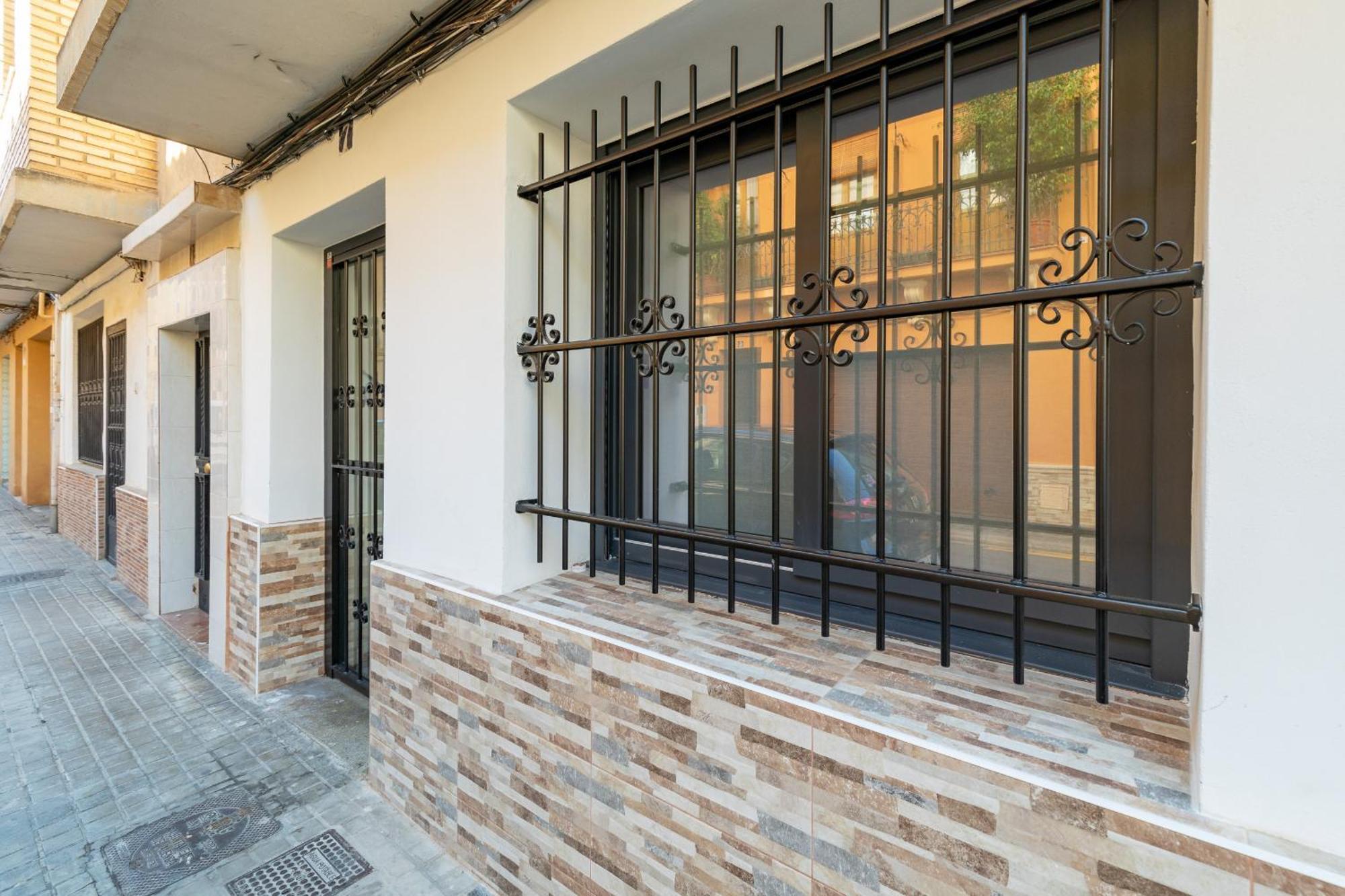 Apartup Ruzafa Vertical Valencia Exterior photo