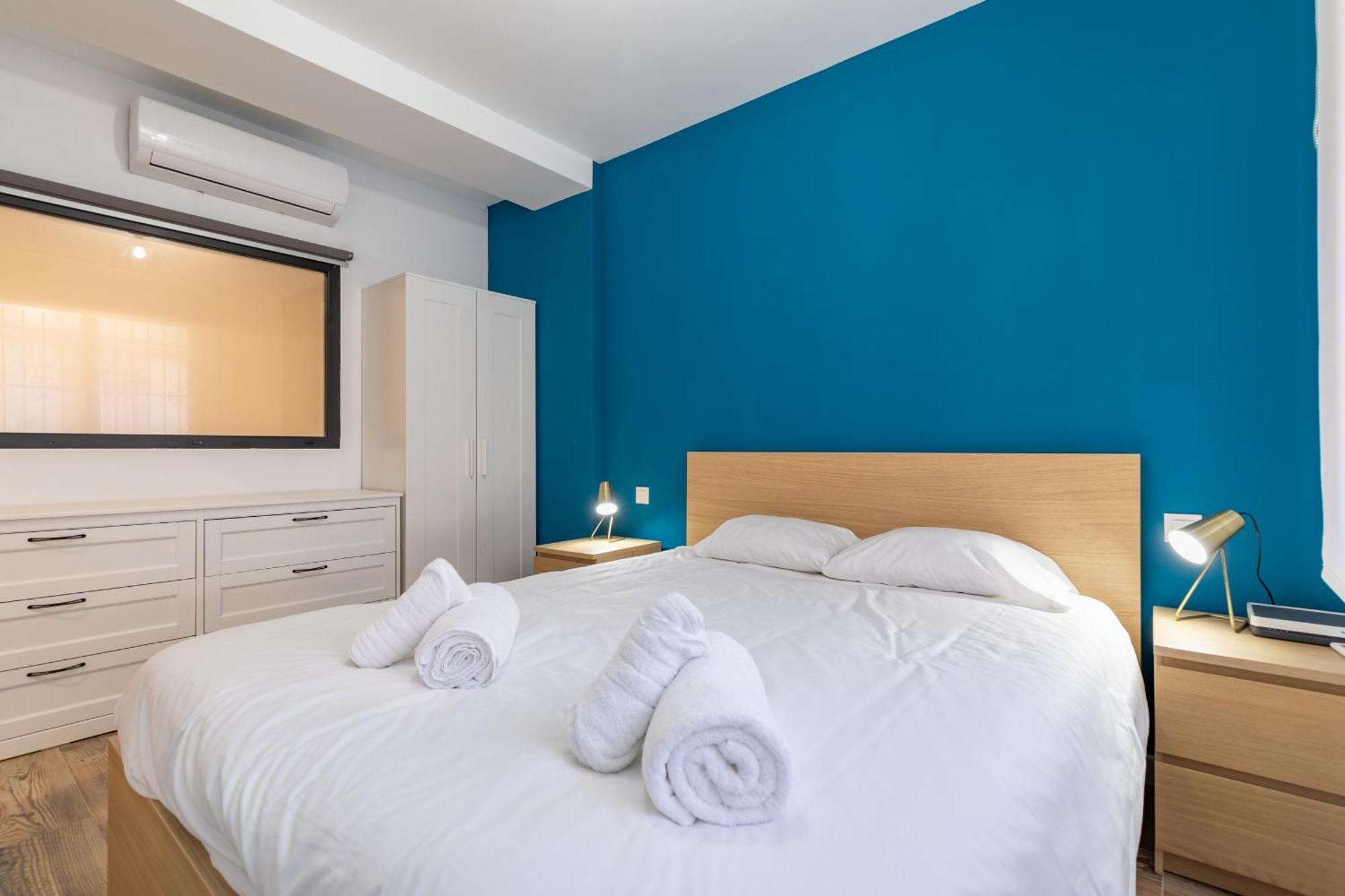 Apartup Ruzafa Vertical Valencia Exterior photo