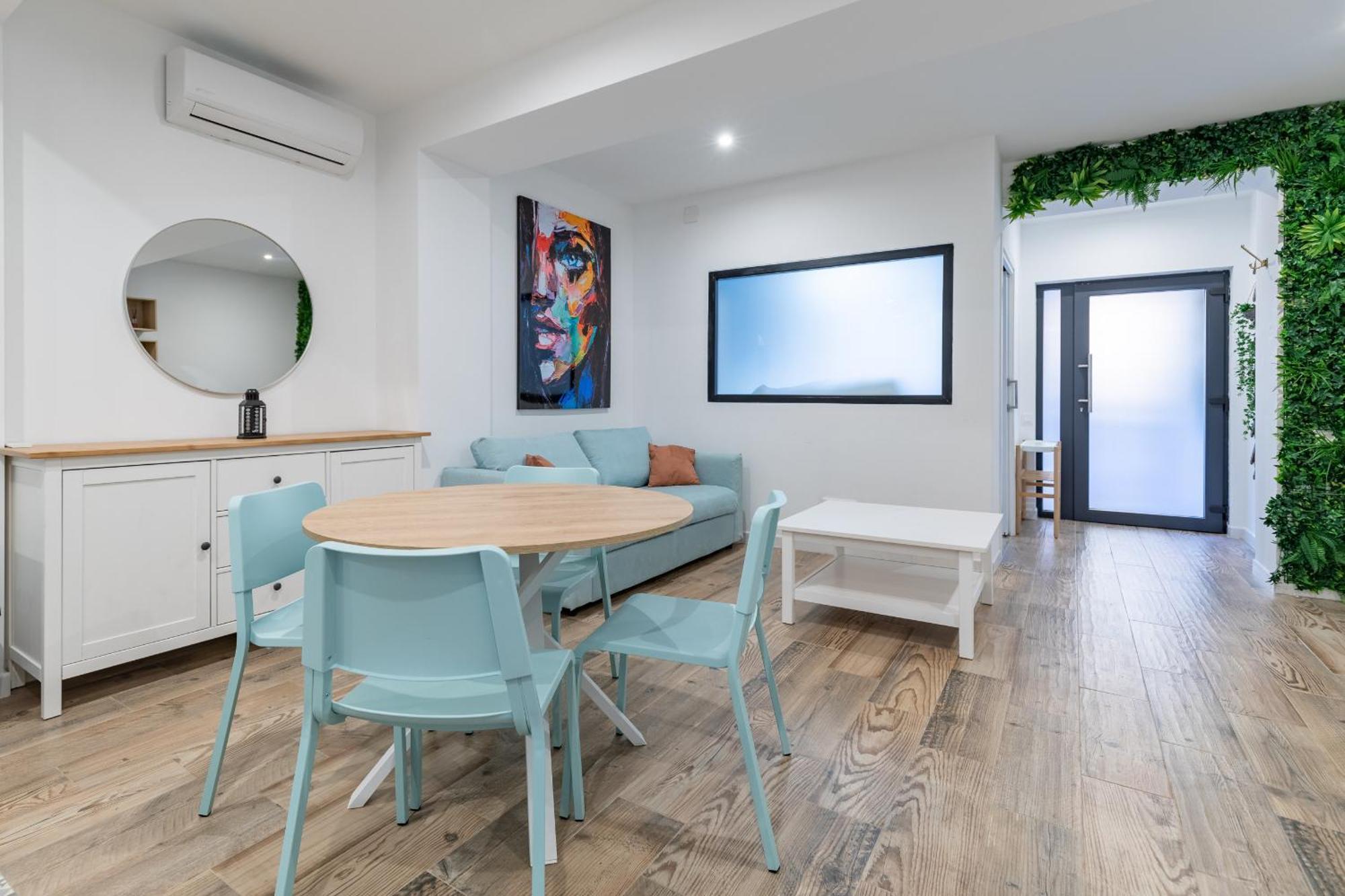 Apartup Ruzafa Vertical Valencia Exterior photo