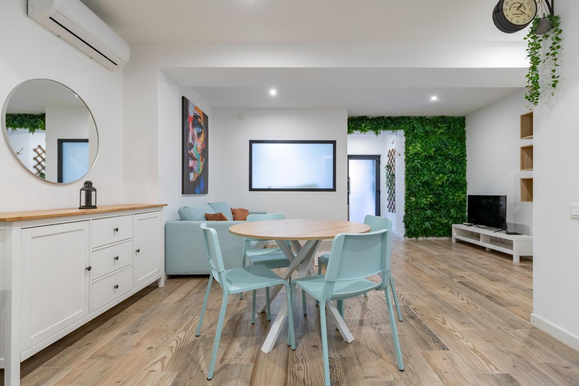 Apartup Ruzafa Vertical Valencia Exterior photo