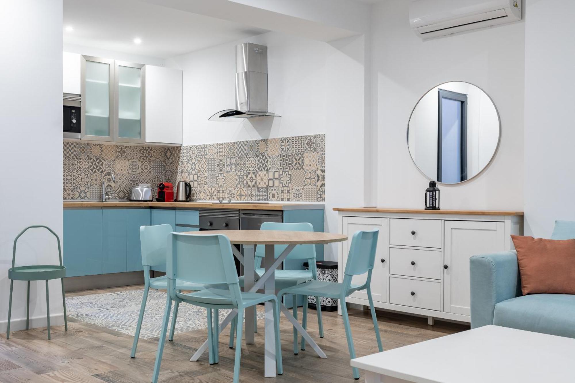 Apartup Ruzafa Vertical Valencia Exterior photo