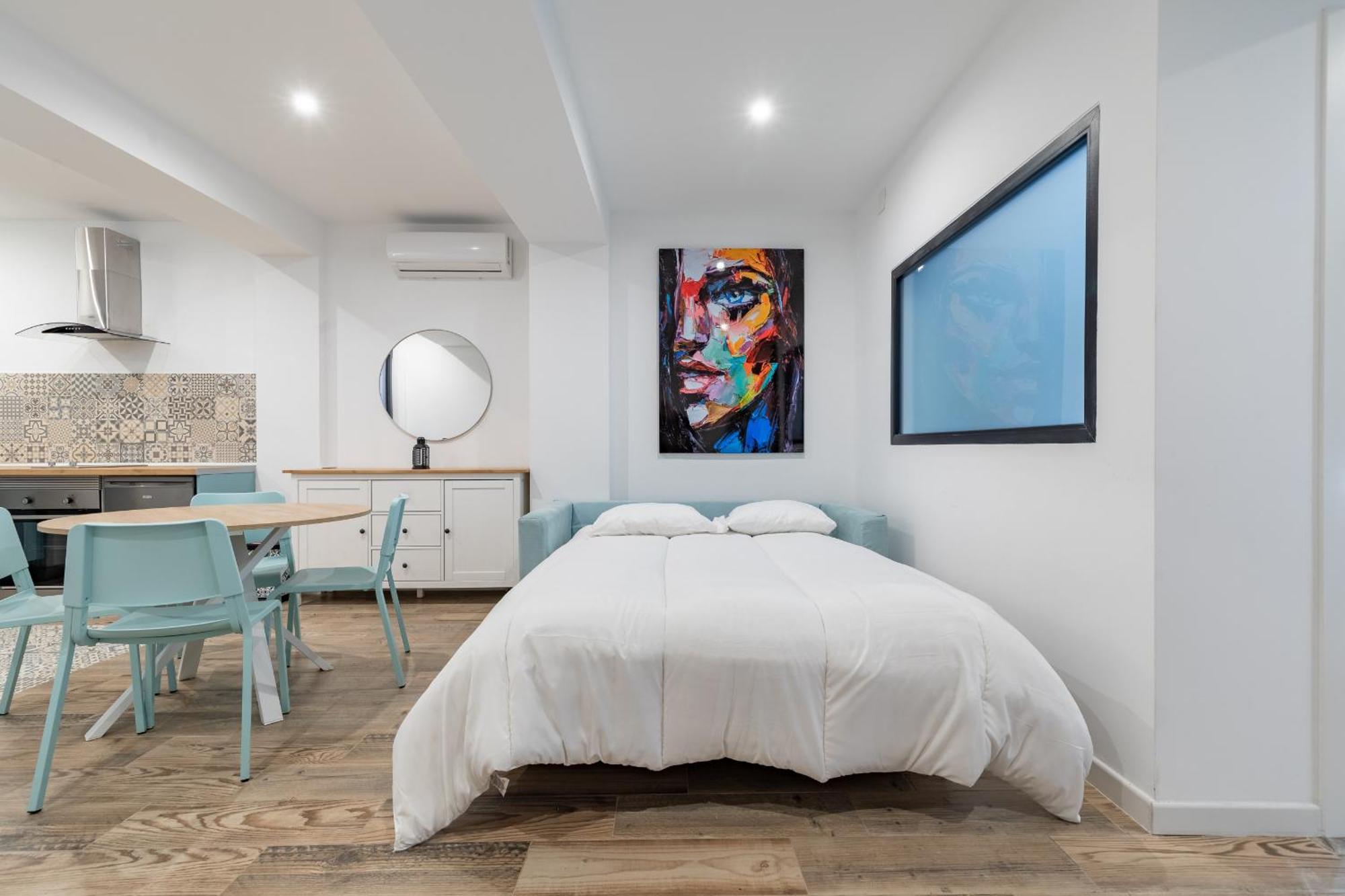 Apartup Ruzafa Vertical Valencia Exterior photo